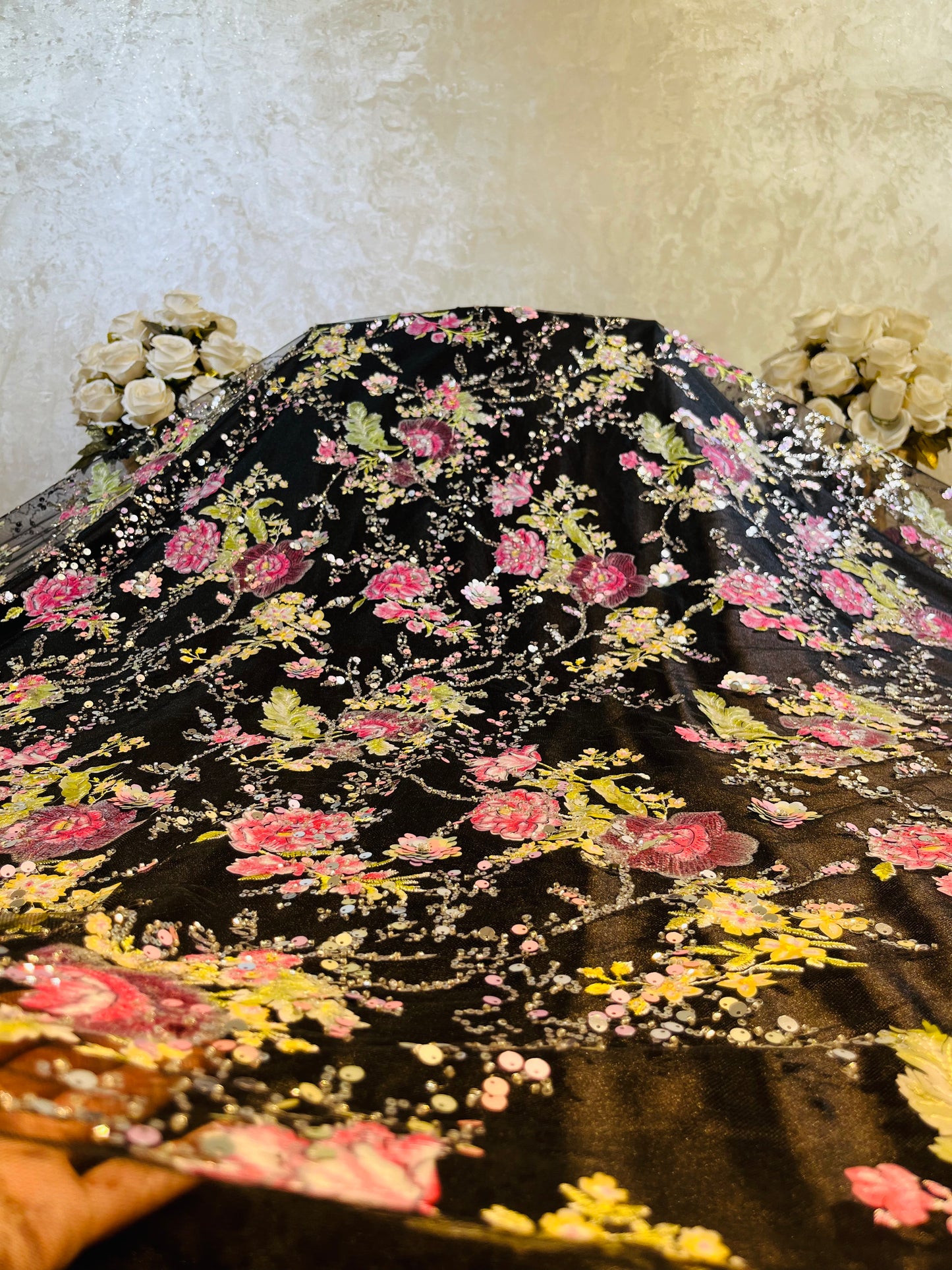 Tissu perle Noir et bege